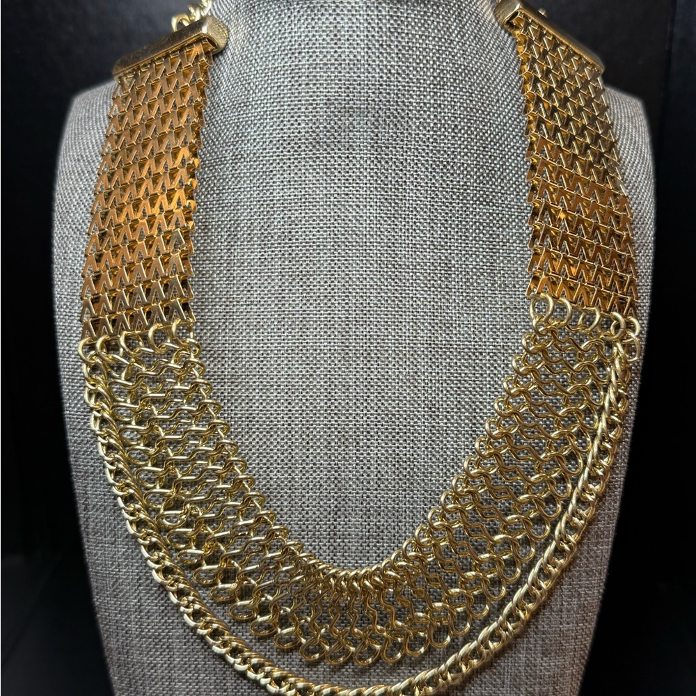 N32. Vintage unsigned Multi Chain Gold Tone Color Loose Chain Collar Necklace